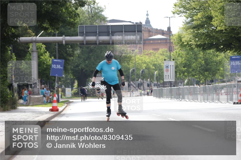 29.06.2025 - hella hamburg halbmarathon Jannik Wohlers http://msf.ph/oto/8309435 29.06.2025 08:58:18 Lombardsbrücke  meine-sportfotos.de