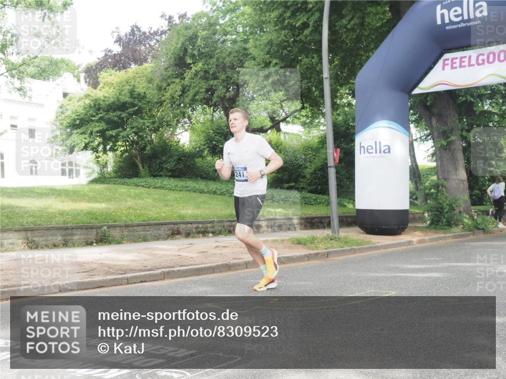 29.06.2025 - hella hamburg halbmarathon KatJ http://msf.ph/oto/8309523 29.06.2025 10:15:04 Zwischen KM18-KM19 1241 meine-sportfotos.de