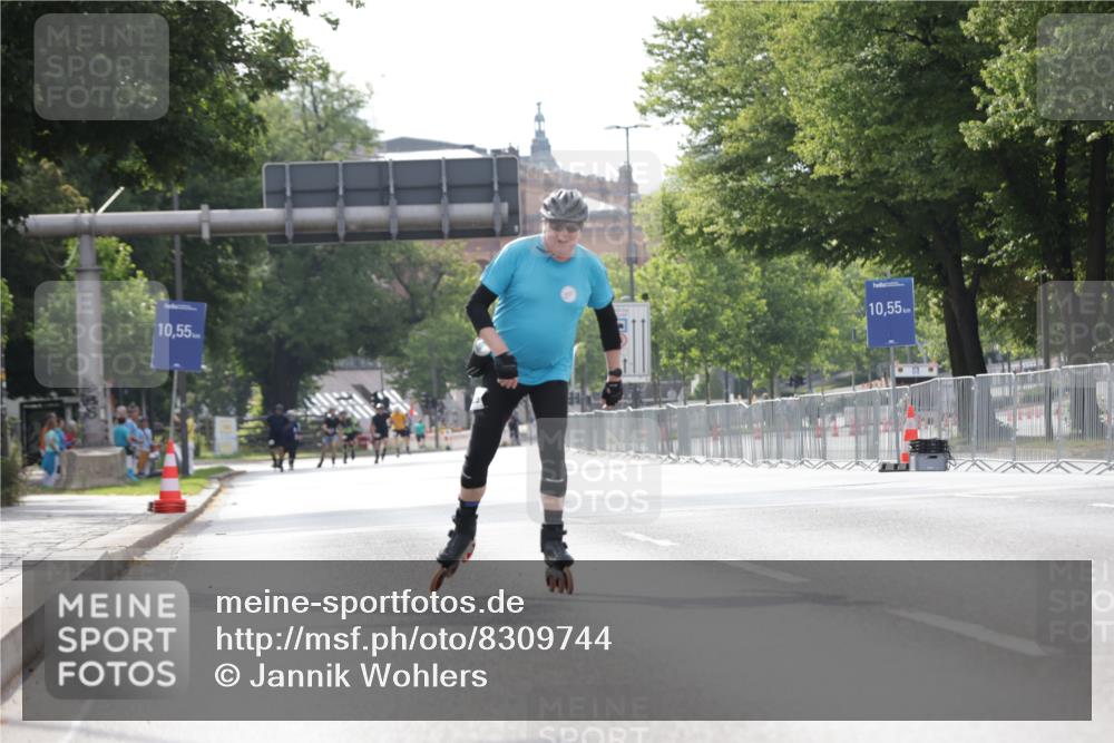 29.06.2025 - hella hamburg halbmarathon Jannik Wohlers http://msf.ph/oto/8309744 29.06.2025 08:58:20 Lombardsbrücke  meine-sportfotos.de