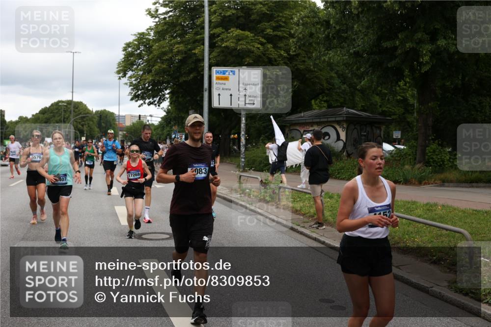29.06.2025 - hella hamburg halbmarathon Yannick Fuchs http://msf.ph/oto/8309853 29.06.2025 10:50:33 20KM 1583, 1955, 2083, 2741, 3413, 3836, 4152, 5418, 5492, 5570, 6399, 6416, 6835, 7037, 7547, 7716, 8393, 8542, 8652, 8669, 8825, 8968, 8996, 9246, 9488, 9727, 9884, 9903, 9907, 9934, 10084, 10093, 10665, 11083, 11212, 12014, 12348, 12440, 12523, 12590, 12712, 13394, 13666, 13691, 13750, 14139, 14408, 14588, 14678, 14867, 15097, 15407, 15431, 15695, 16121, 16257, 16261, 16620, 16634, 16679, 17268, 17660, 17993, 18208, 18652, 18719, 18867, 18899, 19091 meine-sportfotos.de