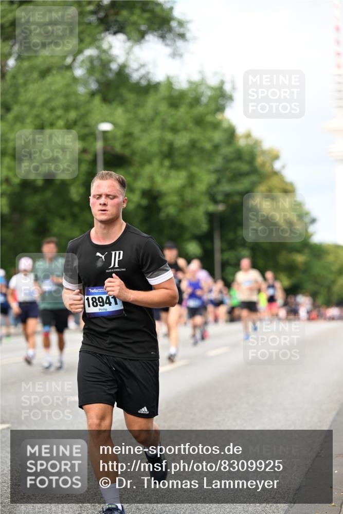 29.06.2025 - hella hamburg halbmarathon Dr. Thomas Lammeyer http://msf.ph/oto/8309925 29.06.2025 10:38:24 Kennedybrücke 1025, 1705, 1764, 1787, 2038, 2276, 2464, 2496, 2510, 2511, 2933, 3145, 3829, 4445, 4479, 4540, 4942, 5096, 5566, 5569, 5691, 6034, 6109, 6574, 6718, 6727, 7324, 7329, 7565, 7644, 8202, 8277, 8282, 9094, 9514, 10007, 10071, 10561, 10564, 11122, 11338, 11432 meine-sportfotos.de
