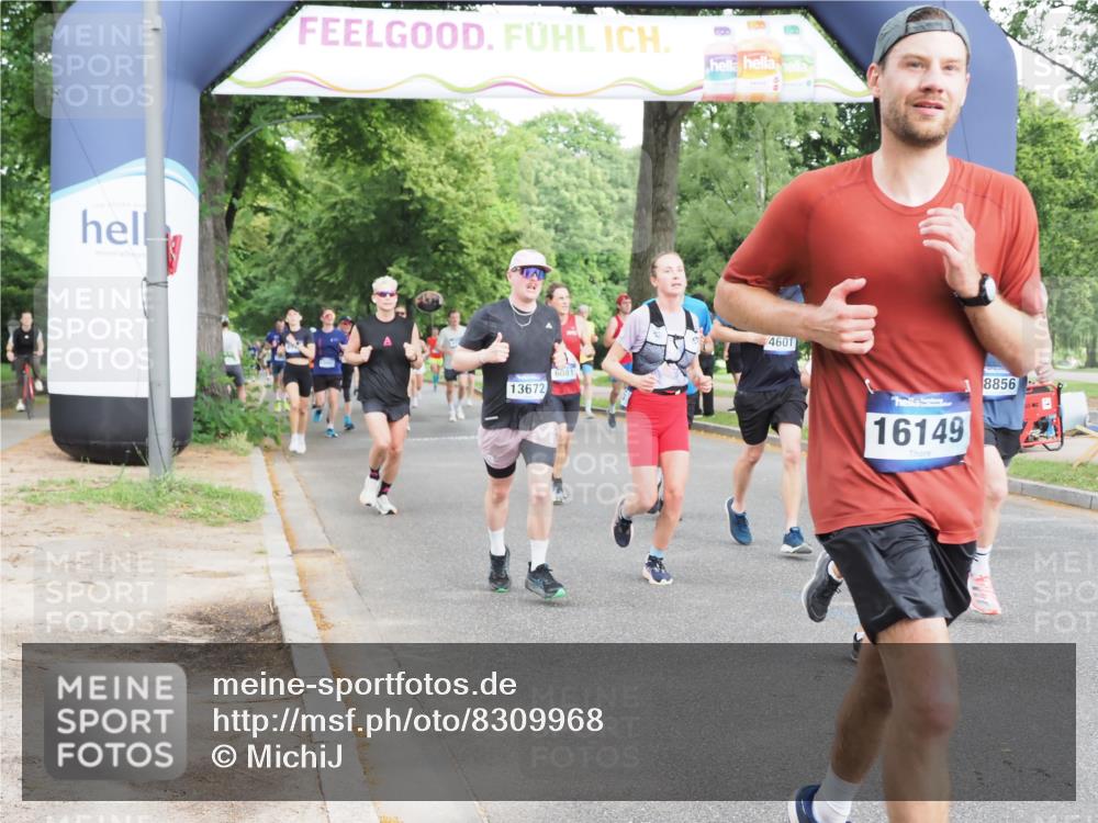 29.06.2025 - hella hamburg halbmarathon MichiJ http://msf.ph/oto/8309968 29.06.2025 10:35:56 Zwischen KM18-KM19 1460, 1884, 2708, 4324, 4553, 4601, 6134, 7067, 8234, 8927, 9348, 11211, 11679, 12549, 13183, 13672, 14797, 14814, 16149, 17007, 17172, 17915, 17979, 18430, 18790, 18856, 18887 meine-sportfotos.de