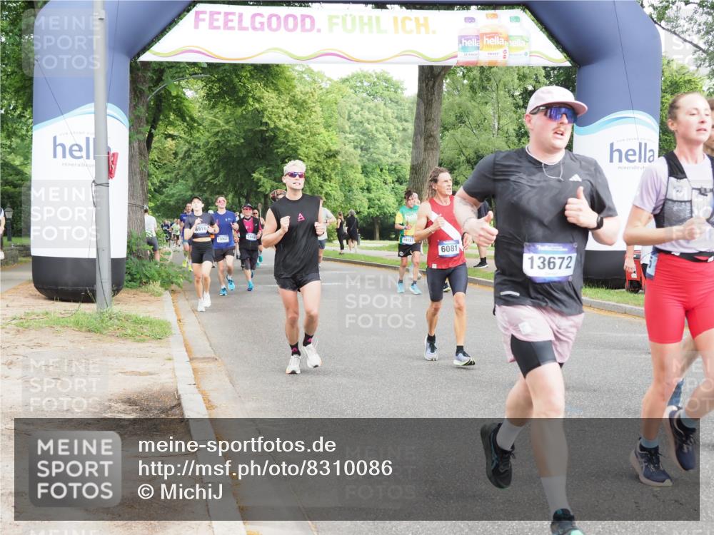 29.06.2025 - hella hamburg halbmarathon MichiJ http://msf.ph/oto/8310086 29.06.2025 10:35:57 Zwischen KM18-KM19 1460, 1884, 2708, 4324, 4601, 5915, 6134, 7067, 8234, 8927, 9348, 11211, 11679, 13183, 13672, 14814, 16149, 17007, 17172, 17979, 18790, 18856 meine-sportfotos.de