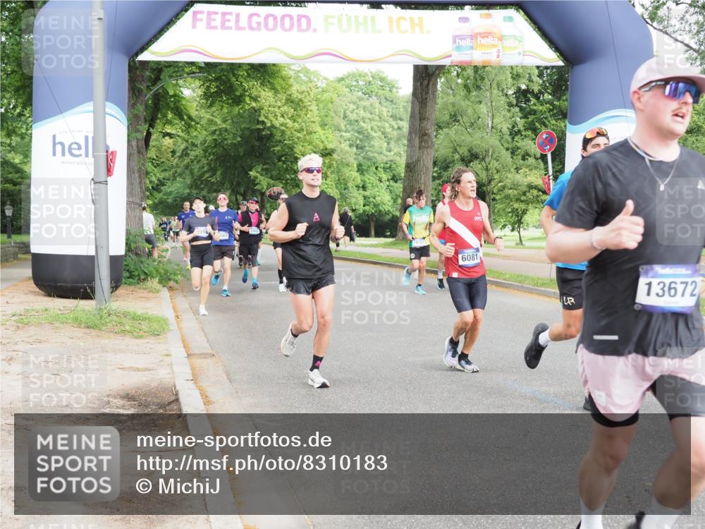 29.06.2025 - hella hamburg halbmarathon MichiJ http://msf.ph/oto/8310183 29.06.2025 10:35:57 Zwischen KM18-KM19 1460, 1884, 2708, 4324, 4601, 5915, 6134, 7067, 8234, 8927, 9348, 11211, 11679, 13183, 13672, 14814, 16149, 17007, 17172, 17979, 18790, 18856 meine-sportfotos.de