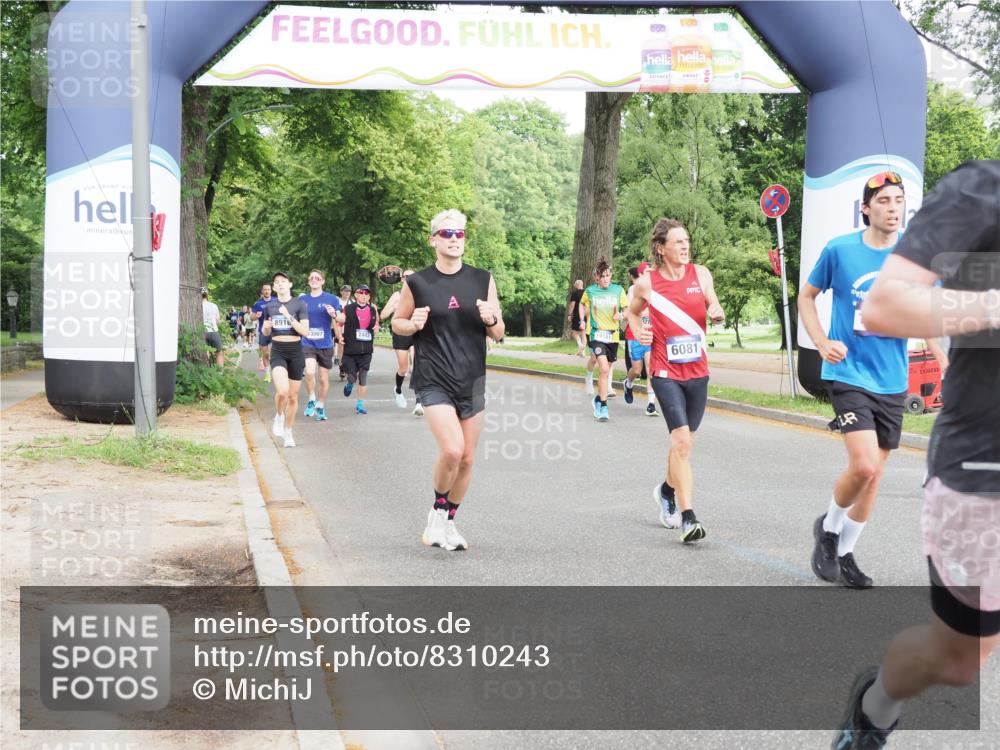 29.06.2025 - hella hamburg halbmarathon MichiJ http://msf.ph/oto/8310243 29.06.2025 10:35:57 Zwischen KM18-KM19 1460, 1884, 2708, 4324, 4601, 5915, 6134, 7067, 8234, 8927, 9348, 11211, 11679, 13183, 13672, 14814, 16149, 17007, 17172, 17979, 18790, 18856 meine-sportfotos.de