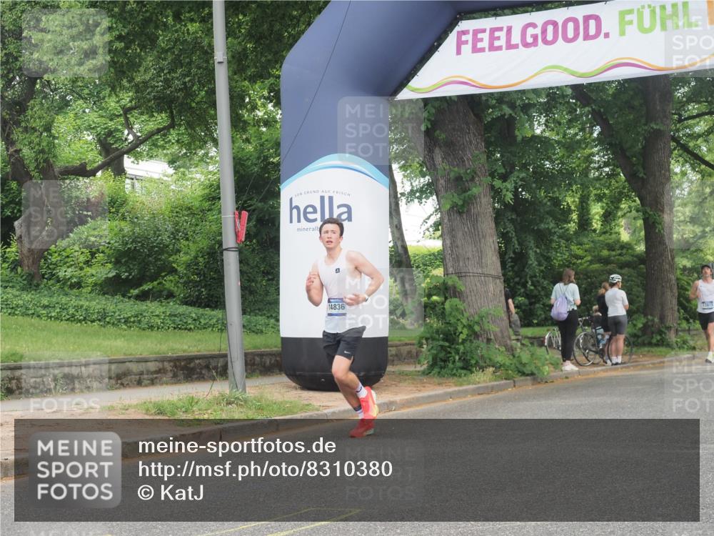 29.06.2025 - hella hamburg halbmarathon KatJ http://msf.ph/oto/8310380 29.06.2025 10:15:12 Zwischen KM18-KM19  meine-sportfotos.de