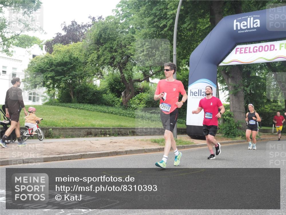 29.06.2025 - hella hamburg halbmarathon KatJ http://msf.ph/oto/8310393 29.06.2025 10:44:36 Zwischen KM18-KM19 1239, 3141, 4579, 6592, 8322 meine-sportfotos.de