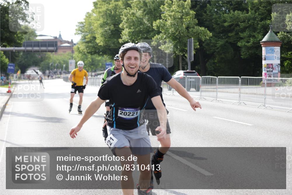 29.06.2025 - hella hamburg halbmarathon Jannik Wohlers http://msf.ph/oto/8310413 29.06.2025 08:58:44 Lombardsbrücke  meine-sportfotos.de