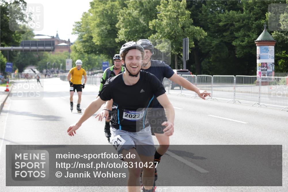 29.06.2025 - hella hamburg halbmarathon Jannik Wohlers http://msf.ph/oto/8310427 29.06.2025 08:58:44 Lombardsbrücke  meine-sportfotos.de