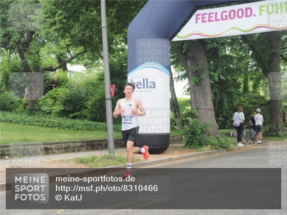 29.06.2025 - hella hamburg halbmarathon KatJ http://msf.ph/oto/8310466 29.06.2025 10:15:12 Zwischen KM18-KM19  meine-sportfotos.de