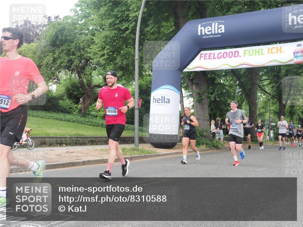 29.06.2025 - hella hamburg halbmarathon KatJ http://msf.ph/oto/8310588 29.06.2025 10:44:37 Zwischen KM18-KM19 1239, 3141, 4579, 6592, 8322 meine-sportfotos.de