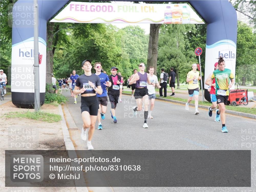 29.06.2025 - hella hamburg halbmarathon MichiJ http://msf.ph/oto/8310638 29.06.2025 10:36:00 Zwischen KM18-KM19 1460, 2442, 4377, 4601, 5915, 6081, 6134, 7067, 8234, 8916, 8927, 9213, 11679, 12534, 13007, 13672, 13948, 14814, 15894, 16149, 17979, 18790, 18836, 18856, 19181 meine-sportfotos.de