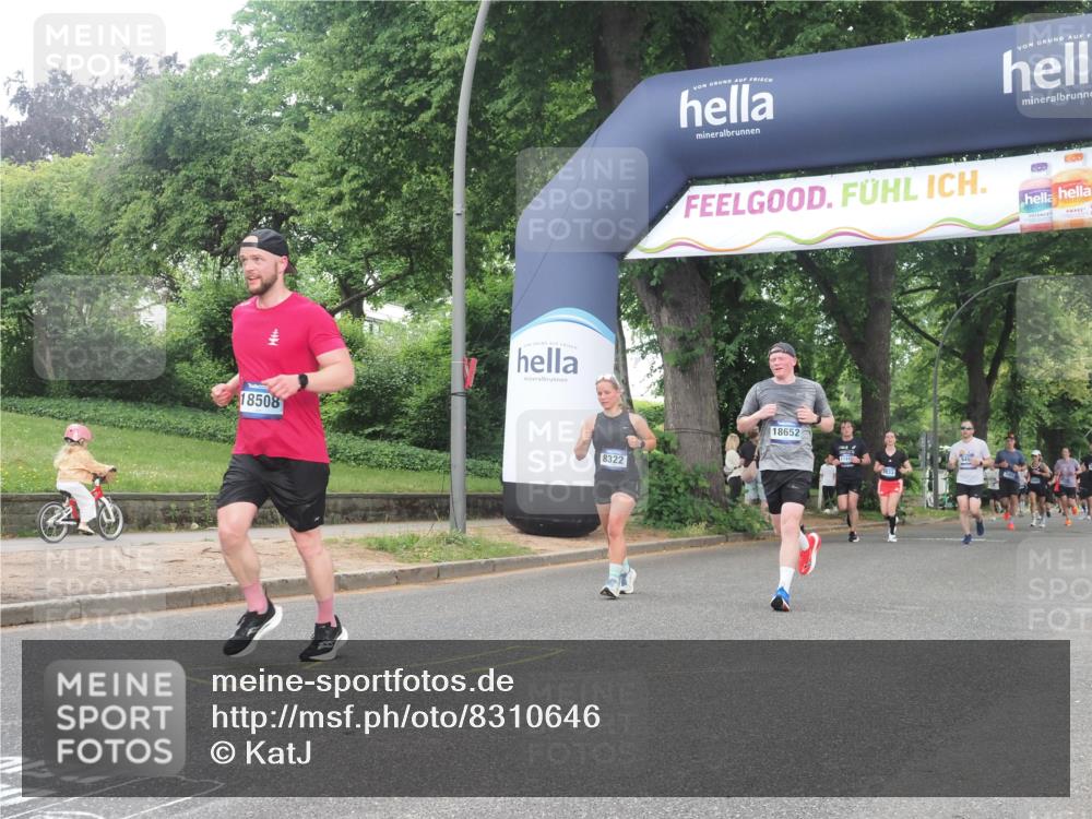 29.06.2025 - hella hamburg halbmarathon KatJ http://msf.ph/oto/8310646 29.06.2025 10:44:37 Zwischen KM18-KM19 1239, 3141, 4579, 6592, 8322 meine-sportfotos.de