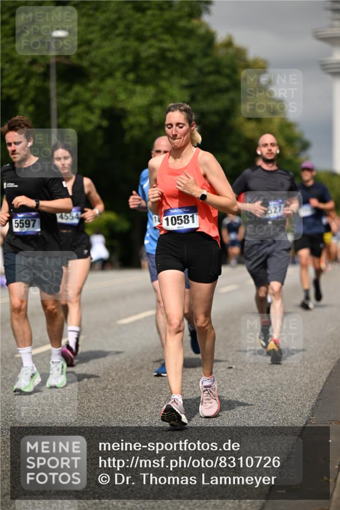 29.06.2025 - hella hamburg halbmarathon Dr. Thomas Lammeyer http://msf.ph/oto/8310726 29.06.2025 10:17:08 Kennedybrücke 1007, 1020, 1051, 1328, 1859, 2961, 3218, 3729, 4187, 4554, 4950, 5597, 5598, 7346, 7873, 8115, 8279, 8913, 9527, 10581 meine-sportfotos.de