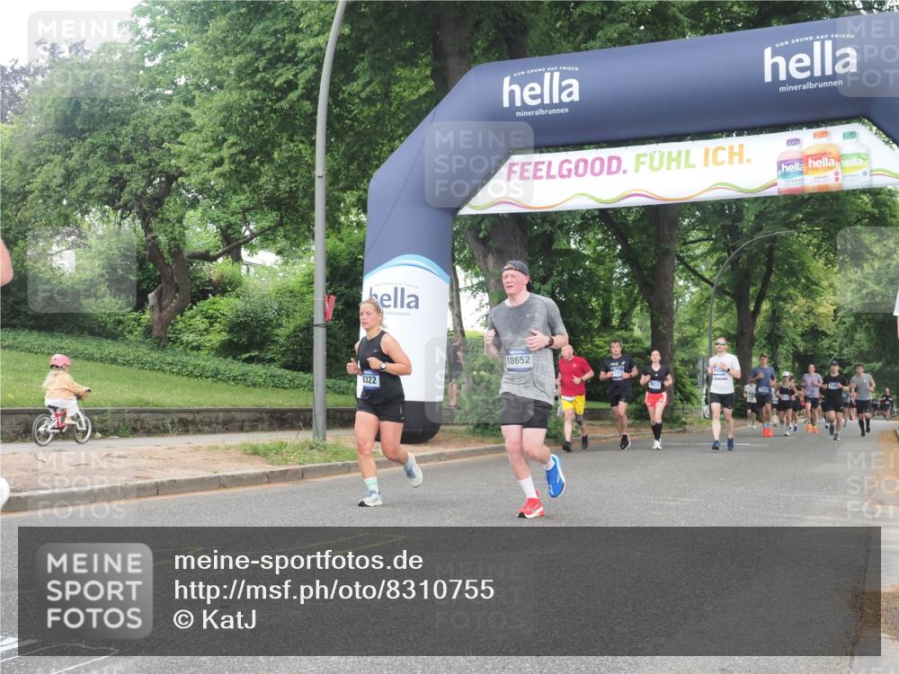 29.06.2025 - hella hamburg halbmarathon KatJ http://msf.ph/oto/8310755 29.06.2025 10:44:37 Zwischen KM18-KM19 1239, 3141, 4579, 6592, 8322 meine-sportfotos.de