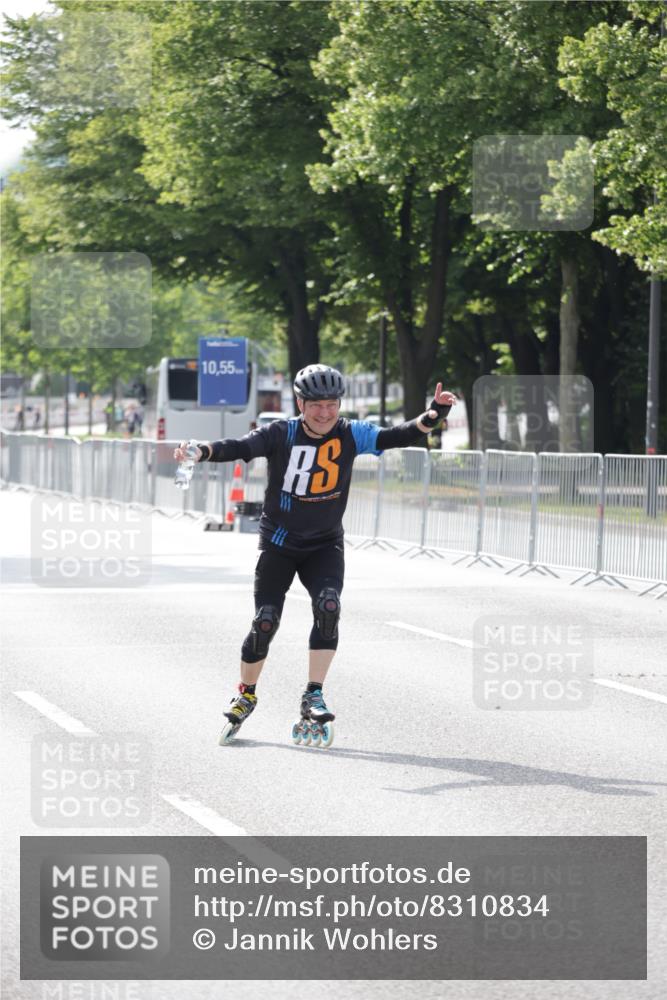29.06.2025 - hella hamburg halbmarathon Jannik Wohlers http://msf.ph/oto/8310834 29.06.2025 08:58:54 Lombardsbrücke  meine-sportfotos.de