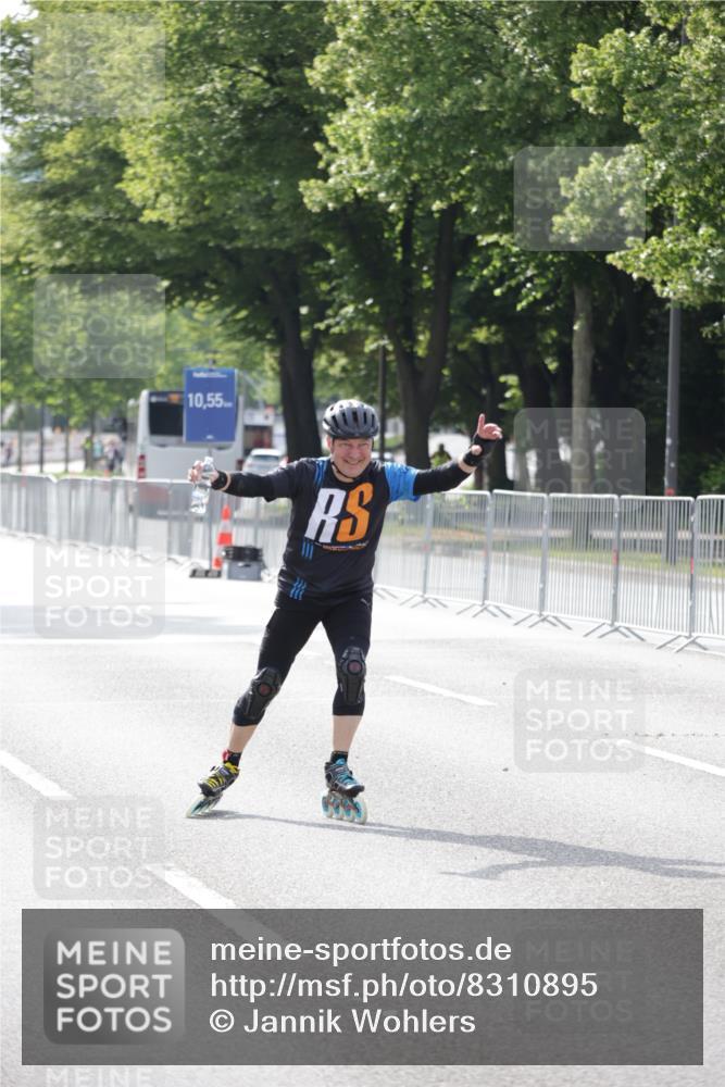 29.06.2025 - hella hamburg halbmarathon Jannik Wohlers http://msf.ph/oto/8310895 29.06.2025 08:58:54 Lombardsbrücke  meine-sportfotos.de