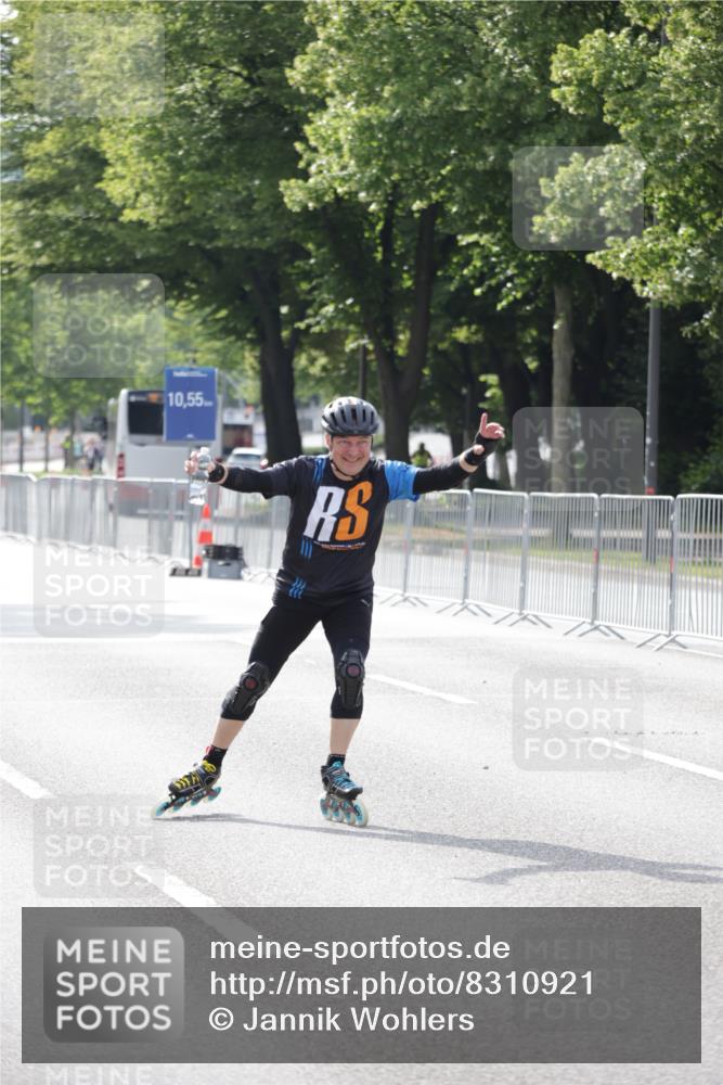 29.06.2025 - hella hamburg halbmarathon Jannik Wohlers http://msf.ph/oto/8310921 29.06.2025 08:58:54 Lombardsbrücke  meine-sportfotos.de