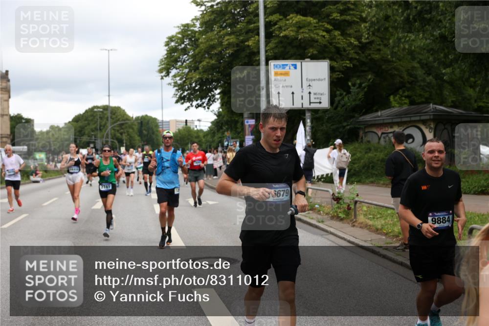 29.06.2025 - hella hamburg halbmarathon Yannick Fuchs http://msf.ph/oto/8311012 29.06.2025 10:50:35 20KM 1583, 1955, 2083, 2741, 3413, 3836, 4152, 5418, 5492, 5570, 6399, 6416, 6835, 7037, 7547, 7716, 8393, 8542, 8652, 8669, 8825, 8968, 9246, 9488, 9727, 9884, 9907, 9934, 10093, 10665, 11083, 11212, 12014, 12348, 12440, 12523, 12590, 12712, 13394, 13666, 13691, 13750, 14139, 14408, 14588, 14678, 14867, 15097, 15407, 15431, 15695, 15712, 16121, 16257, 16261, 16620, 16634, 16679, 17268, 17660, 17993, 18208, 18652, 18719, 18867, 18899, 19091 meine-sportfotos.de