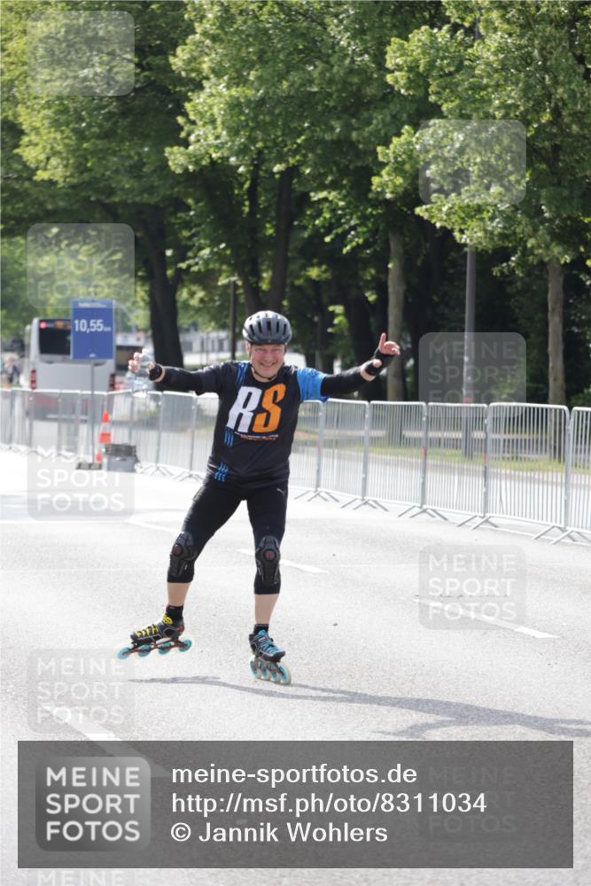 29.06.2025 - hella hamburg halbmarathon Jannik Wohlers http://msf.ph/oto/8311034 29.06.2025 08:58:54 Lombardsbrücke  meine-sportfotos.de