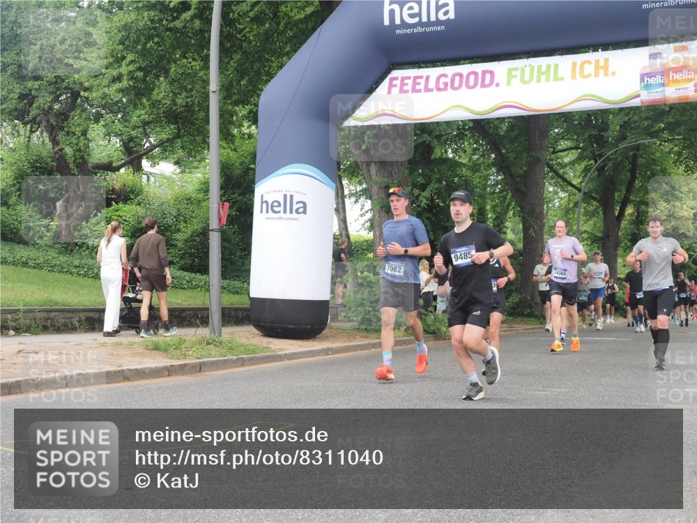 29.06.2025 - hella hamburg halbmarathon KatJ http://msf.ph/oto/8311040 29.06.2025 10:44:43 Zwischen KM18-KM19 2236, 2711, 7082, 7833, 8322 meine-sportfotos.de