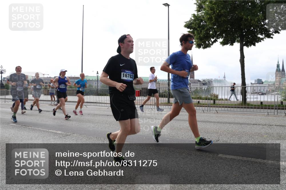 29.06.2025 - hella hamburg halbmarathon Lena Gebhardt http://msf.ph/oto/8311275 29.06.2025 10:37:18 Lombardsbrücke 14202, 12103, 16782, 1022, 1118, 1253, 1276, 1337, 1339, 1488, 1490, 1597, 1819, 1952, 1954, 2016, 2031, 2072, 2104, 2272, 2480, 2486, 2552, 2640, 3127, 3165, 3633, 3714, 3873, 3895, 4097, 4347, 4733, 5146, 5171, 5186, 5224, 5538, 5560, 5640, 5786, 5790, 5940, 6172, 6359, 6584, 6804, 6821, 6955, 7085, 7124, 7202, 7235, 7544, 7707, 7773, 7777, 7823, 8007, 8257, 8258, 8315, 8758, 8811, 8843, 8936, 8937, 9054, 9055, 9524, 12123 meine-sportfotos.de