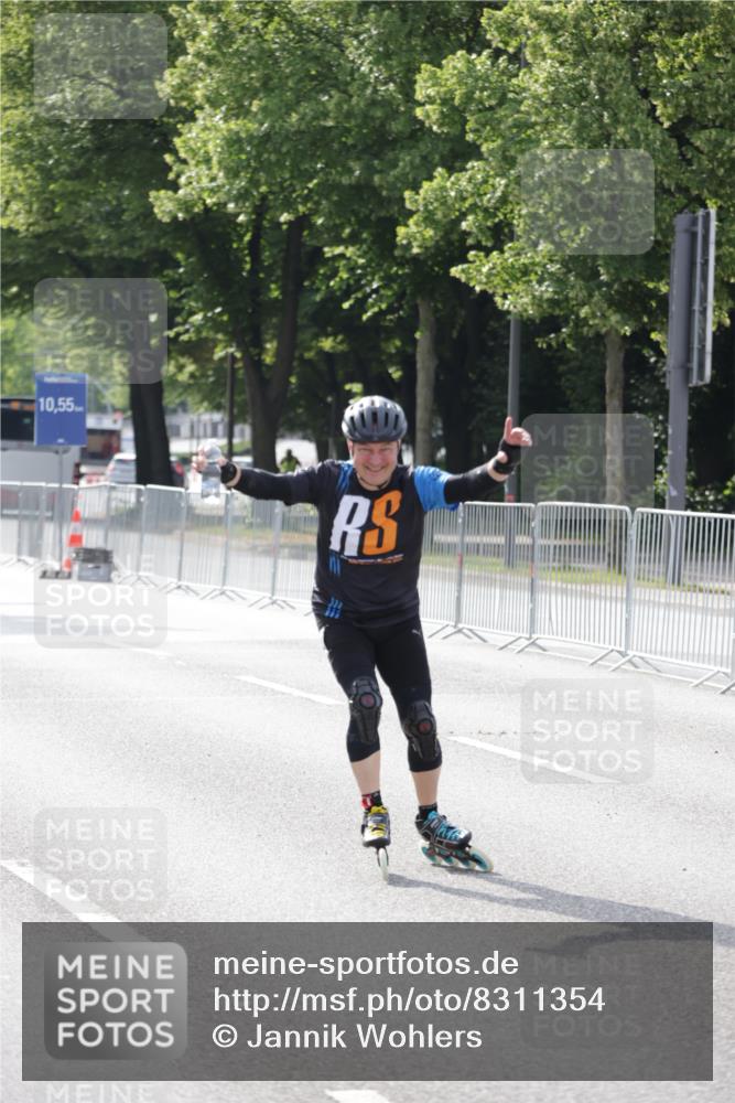 29.06.2025 - hella hamburg halbmarathon Jannik Wohlers http://msf.ph/oto/8311354 29.06.2025 08:58:55 Lombardsbrücke  meine-sportfotos.de