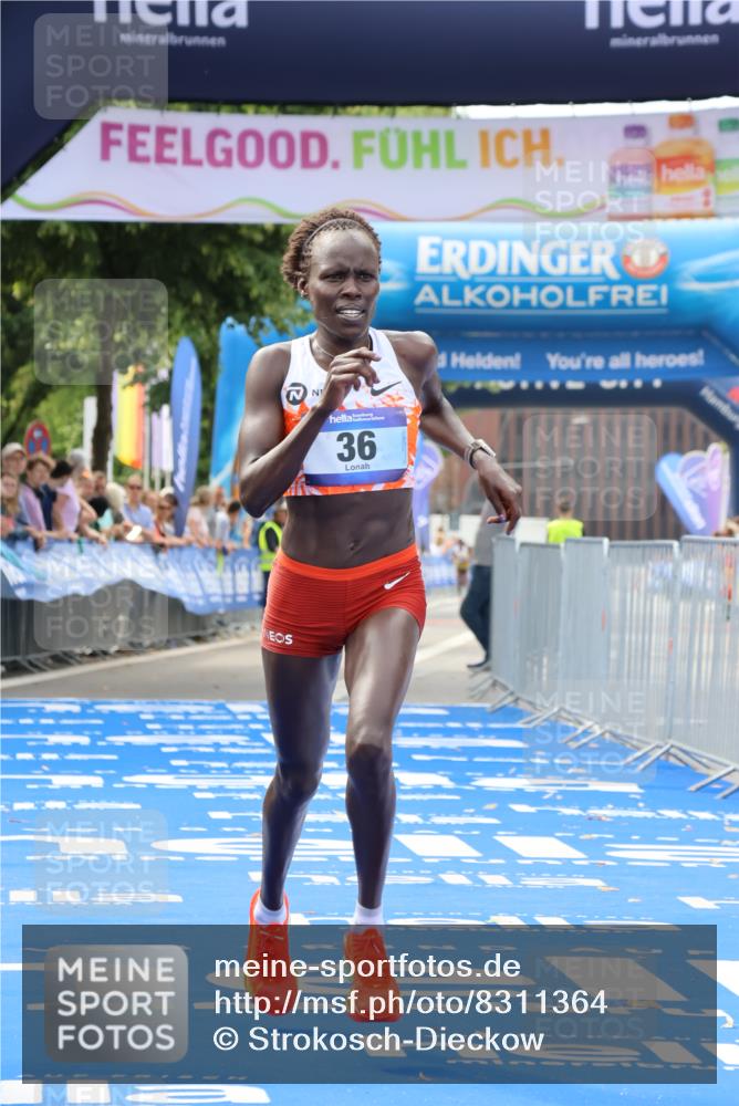 29.06.2025 - hella hamburg halbmarathon Strokosch-Dieckow http://msf.ph/oto/8311364 29.06.2025 10:11:55 Ziel 36 meine-sportfotos.de
