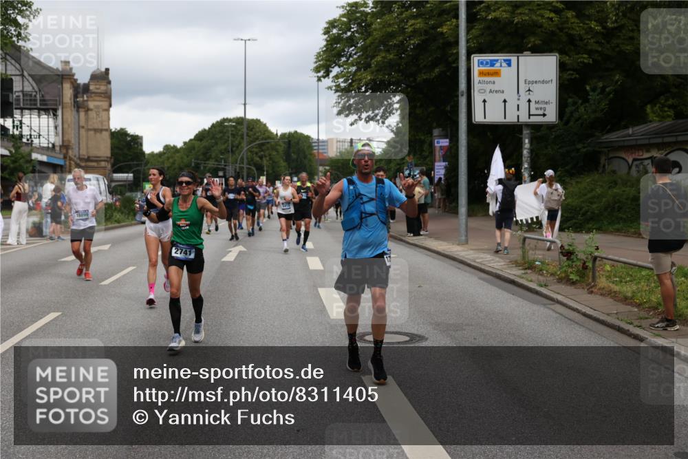 29.06.2025 - hella hamburg halbmarathon Yannick Fuchs http://msf.ph/oto/8311405 29.06.2025 10:50:36 20KM 1583, 1955, 2083, 2741, 3413, 3836, 4152, 4940, 5418, 5492, 5570, 6399, 6416, 6835, 7037, 7547, 7716, 8393, 8542, 8652, 8669, 8825, 9488, 9727, 9884, 9907, 9934, 10093, 10212, 10665, 11083, 11212, 12014, 12348, 12440, 12523, 12590, 12712, 13394, 13666, 13691, 13750, 14139, 14408, 14588, 14678, 14867, 15097, 15407, 15431, 15695, 15712, 16121, 16257, 16261, 16634, 16679, 17268, 17660, 17993, 18208, 18652, 18719, 18867, 18899, 19091 meine-sportfotos.de