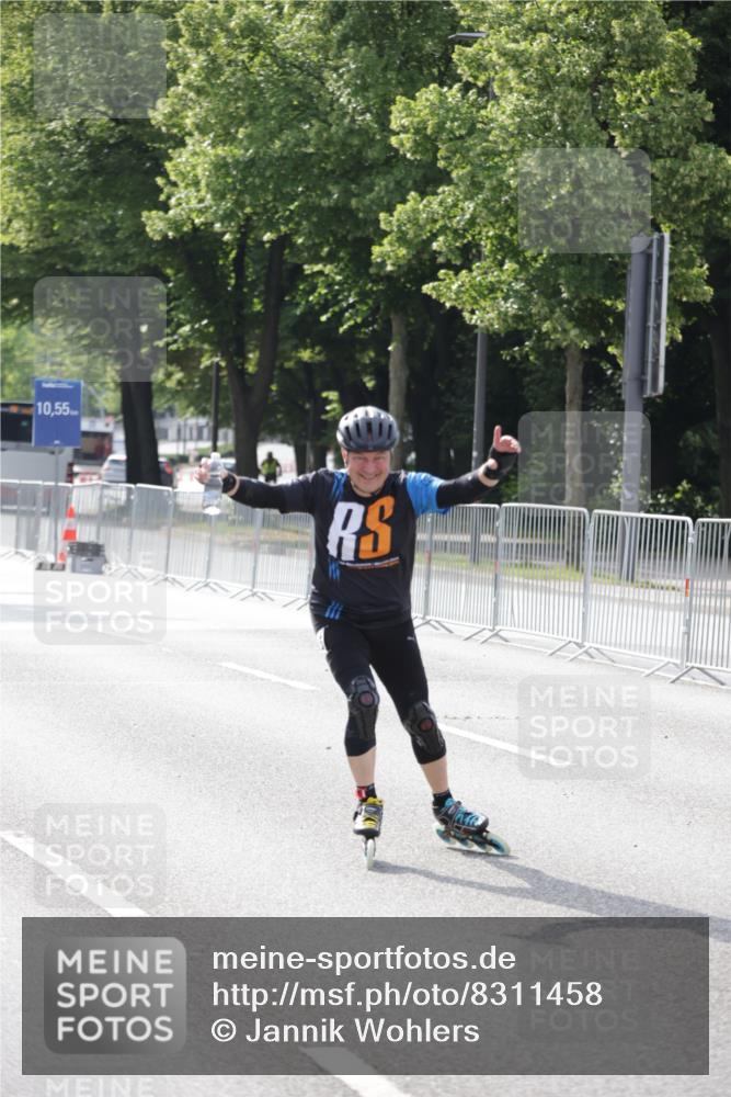 29.06.2025 - hella hamburg halbmarathon Jannik Wohlers http://msf.ph/oto/8311458 29.06.2025 08:58:55 Lombardsbrücke  meine-sportfotos.de