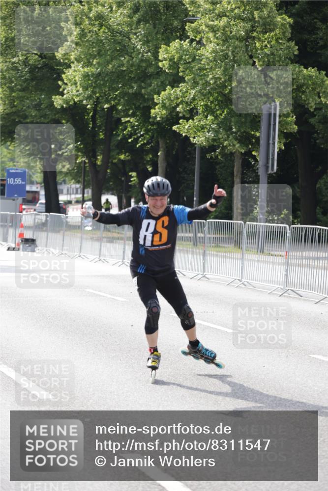 29.06.2025 - hella hamburg halbmarathon Jannik Wohlers http://msf.ph/oto/8311547 29.06.2025 08:58:55 Lombardsbrücke  meine-sportfotos.de