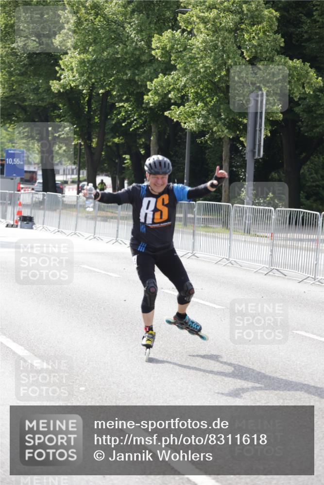 29.06.2025 - hella hamburg halbmarathon Jannik Wohlers http://msf.ph/oto/8311618 29.06.2025 08:58:55 Lombardsbrücke  meine-sportfotos.de
