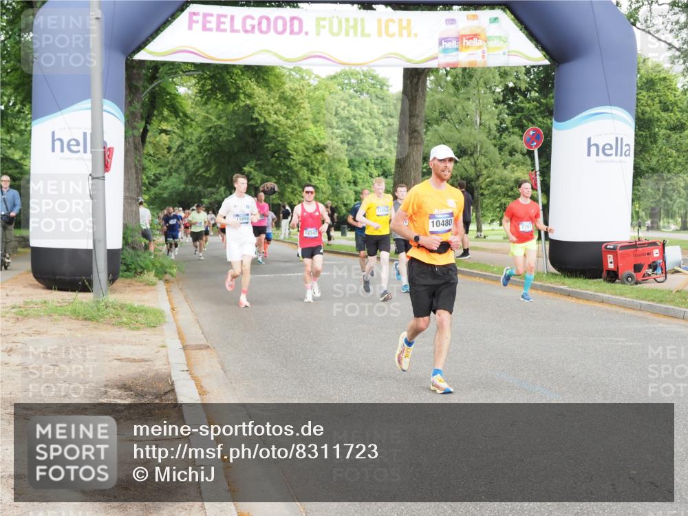 29.06.2025 - hella hamburg halbmarathon MichiJ http://msf.ph/oto/8311723 29.06.2025 10:36:05 Zwischen KM18-KM19 2442, 4377, 5915, 6081, 6836, 8916, 9213, 10480, 11519, 12534, 13007, 13948, 15894, 18836, 18923, 19181 meine-sportfotos.de