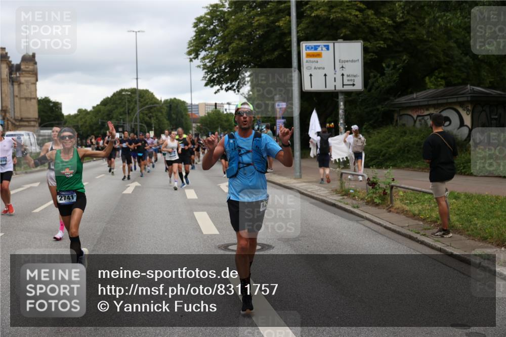 29.06.2025 - hella hamburg halbmarathon Yannick Fuchs http://msf.ph/oto/8311757 29.06.2025 10:50:36 20KM 1583, 1955, 2083, 2741, 3413, 3836, 4152, 4940, 5418, 5492, 5570, 6399, 6416, 6835, 7037, 7547, 7716, 8393, 8542, 8652, 8669, 8825, 9488, 9727, 9884, 9907, 9934, 10093, 10212, 10665, 11083, 11212, 12014, 12348, 12440, 12523, 12590, 12712, 13394, 13666, 13691, 13750, 14139, 14408, 14588, 14678, 14867, 15097, 15407, 15431, 15695, 15712, 16121, 16257, 16261, 16634, 16679, 17268, 17660, 17993, 18208, 18652, 18719, 18867, 18899, 19091 meine-sportfotos.de