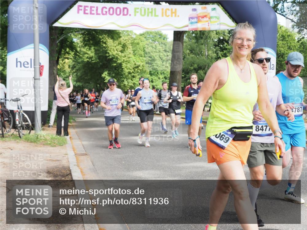 29.06.2025 - hella hamburg halbmarathon MichiJ http://msf.ph/oto/8311936 29.06.2025 11:32:07 Zwischen KM18-KM19 2805, 3623, 4787, 4885, 4906, 5161, 6124, 6161, 6611, 6875, 8161, 8477, 10920, 11017, 11710, 12493, 12969, 13145, 13959, 13960, 14043, 14170, 16708, 17122, 17339, 18900, 18903, 19104 meine-sportfotos.de