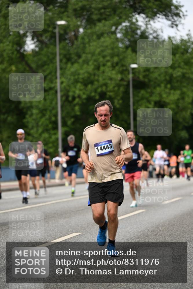 29.06.2025 - hella hamburg halbmarathon Dr. Thomas Lammeyer http://msf.ph/oto/8311976 29.06.2025 10:38:33 Kennedybrücke 1025, 1705, 1787, 2276, 2376, 2464, 2496, 2510, 2511, 3145, 3829, 4479, 4540, 4942, 5609, 5691, 6034, 6105, 6109, 6574, 6718, 6727, 6843, 7324, 7329, 7644, 8021, 8202, 8282, 8589, 9094, 9379, 9448, 9514, 10007, 10564, 10674, 11122, 11245, 11338, 11432 meine-sportfotos.de