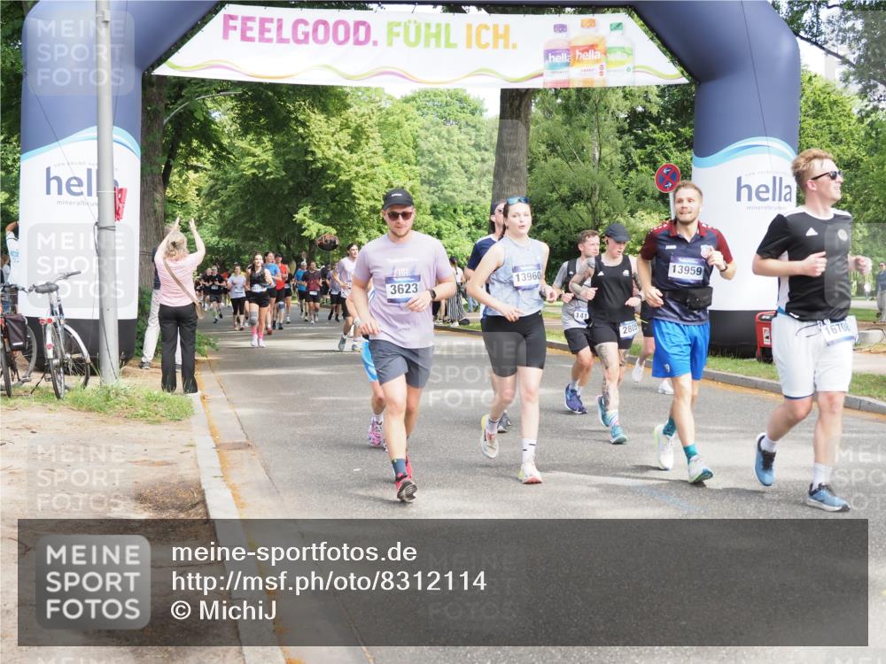 29.06.2025 - hella hamburg halbmarathon MichiJ http://msf.ph/oto/8312114 29.06.2025 11:32:08 Zwischen KM18-KM19 2805, 3623, 4787, 4885, 4906, 5161, 6124, 6161, 6611, 6875, 8161, 8477, 10920, 11017, 11710, 13959, 13960, 14043, 14170, 16708, 17122, 17339, 18900, 18903, 19104 meine-sportfotos.de