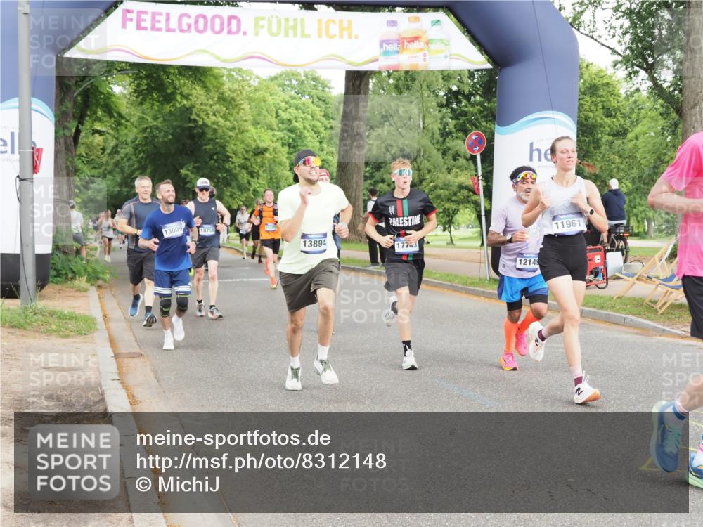 29.06.2025 - hella hamburg halbmarathon MichiJ http://msf.ph/oto/8312148 29.06.2025 10:36:12 Zwischen KM18-KM19 1892, 2340, 6836, 7367, 8216, 10480, 11961, 12149, 12747, 13450, 13570, 13894, 15857, 17743, 18206 meine-sportfotos.de