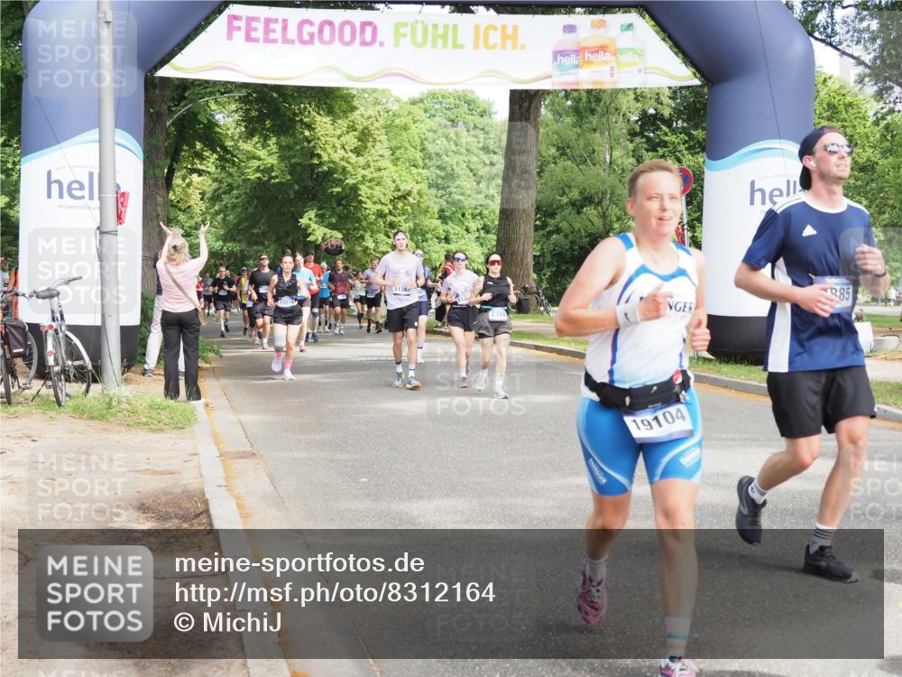 29.06.2025 - hella hamburg halbmarathon MichiJ http://msf.ph/oto/8312164 29.06.2025 11:32:10 Zwischen KM18-KM19 2384, 2805, 3623, 4787, 4885, 4906, 6124, 6161, 6875, 8477, 10920, 11017, 11381, 11382, 11710, 13959, 13960, 14043, 14170, 16708, 17339, 18903, 19104 meine-sportfotos.de