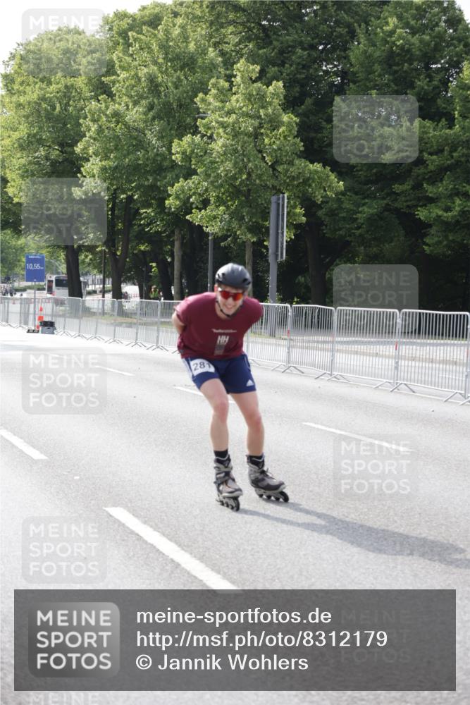 29.06.2025 - hella hamburg halbmarathon Jannik Wohlers http://msf.ph/oto/8312179 29.06.2025 08:59:00 Lombardsbrücke  meine-sportfotos.de