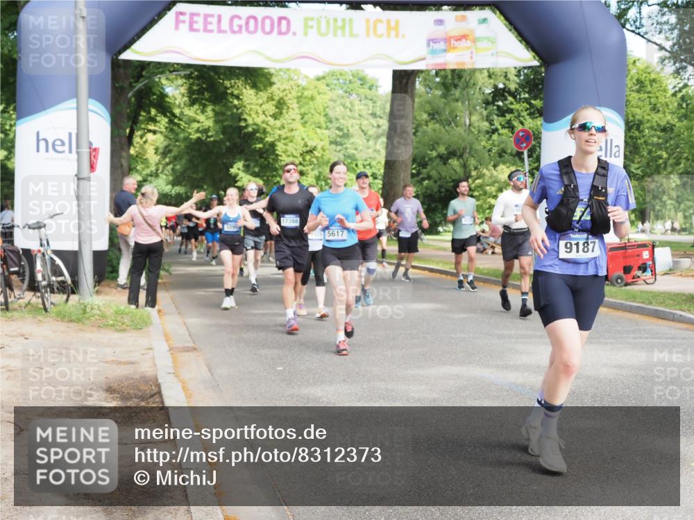 29.06.2025 - hella hamburg halbmarathon MichiJ http://msf.ph/oto/8312373 29.06.2025 11:32:16 Zwischen KM18-KM19 2384, 3295, 4155, 5617, 7829, 9187, 11381, 11382, 15514, 16552, 17318, 17388, 17566 meine-sportfotos.de