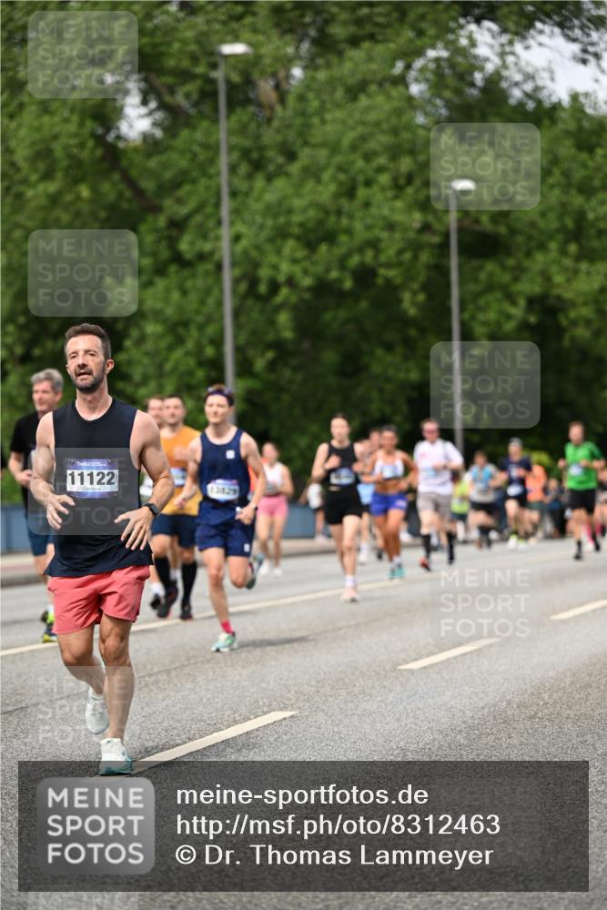29.06.2025 - hella hamburg halbmarathon Dr. Thomas Lammeyer http://msf.ph/oto/8312463 29.06.2025 10:38:36 Kennedybrücke 1025, 1705, 1787, 2276, 2376, 2464, 2496, 2510, 2511, 2801, 3145, 3420, 3829, 4479, 4540, 4942, 5609, 6034, 6105, 6109, 6574, 6718, 6727, 6843, 7324, 7329, 7644, 8021, 8202, 8282, 8589, 9094, 9379, 9448, 9514, 10007, 10674, 11122, 11245, 11432 meine-sportfotos.de