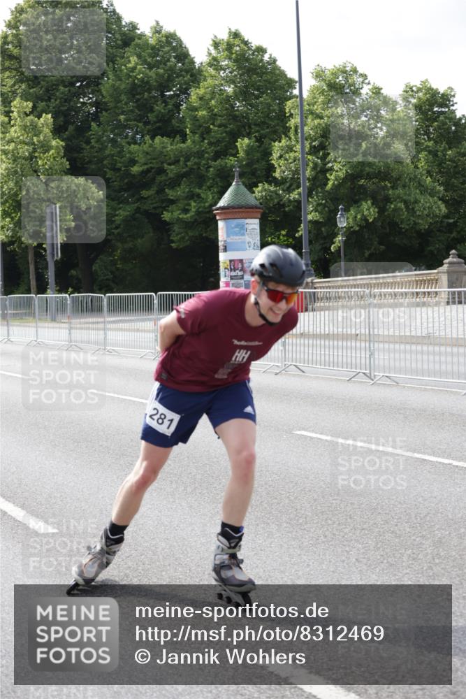 29.06.2025 - hella hamburg halbmarathon Jannik Wohlers http://msf.ph/oto/8312469 29.06.2025 08:59:01 Lombardsbrücke  meine-sportfotos.de