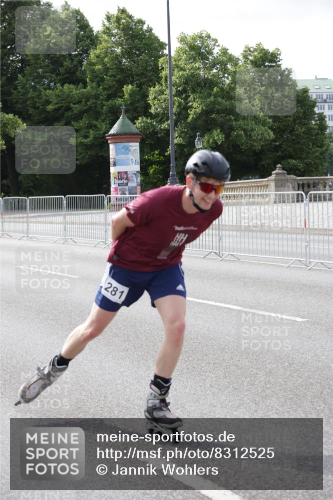 29.06.2025 - hella hamburg halbmarathon Jannik Wohlers http://msf.ph/oto/8312525 29.06.2025 08:59:01 Lombardsbrücke  meine-sportfotos.de