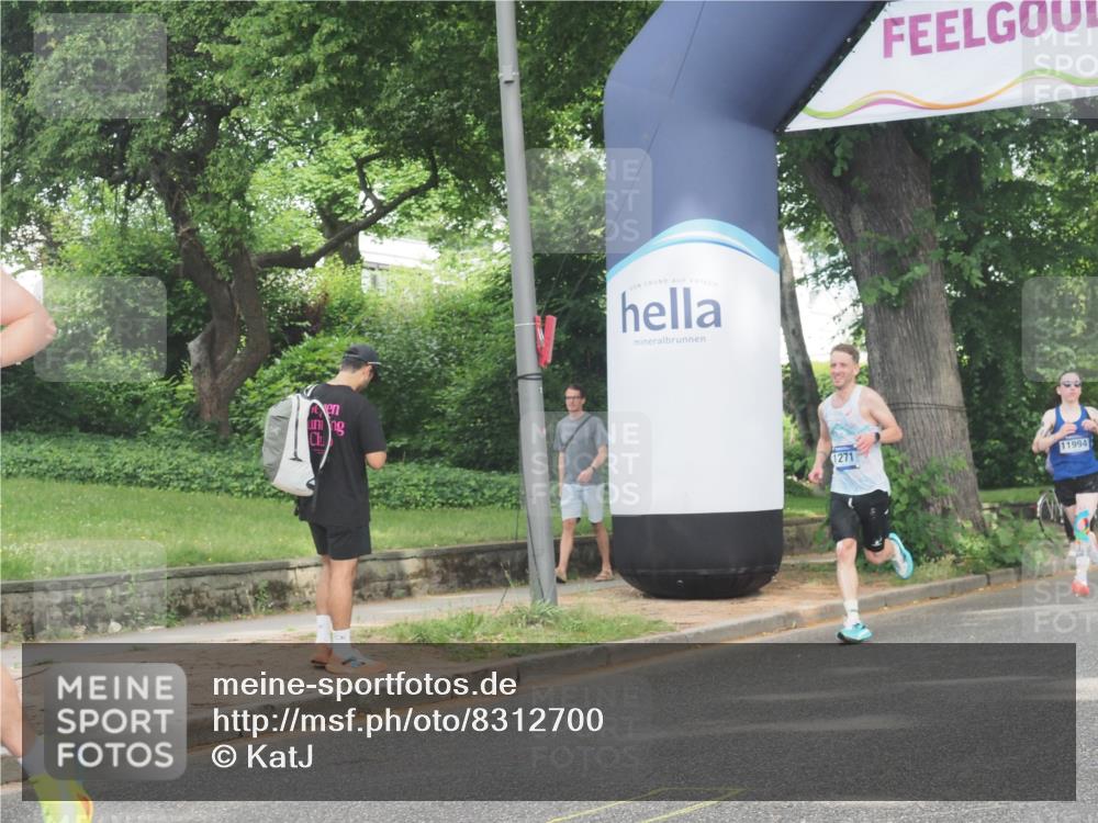 29.06.2025 - hella hamburg halbmarathon KatJ http://msf.ph/oto/8312700 29.06.2025 10:15:29 Zwischen KM18-KM19  meine-sportfotos.de