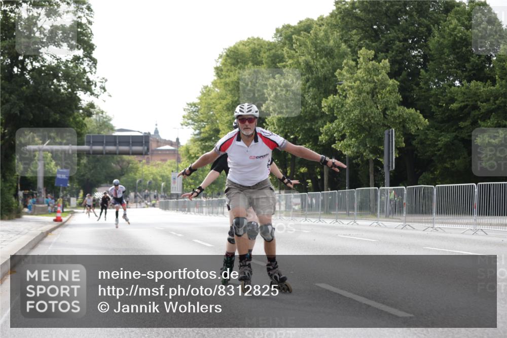 29.06.2025 - hella hamburg halbmarathon Jannik Wohlers http://msf.ph/oto/8312825 29.06.2025 08:59:09 Lombardsbrücke  meine-sportfotos.de