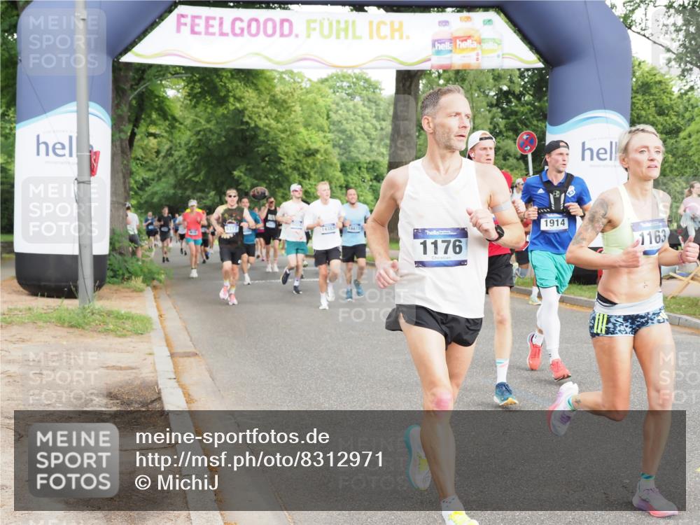 29.06.2025 - hella hamburg halbmarathon MichiJ http://msf.ph/oto/8312971 29.06.2025 10:36:21 Zwischen KM18-KM19 1163, 1176, 1914, 2260, 5421, 6377, 6923, 8889, 11779, 13009, xxx, 14383, 14511, 15590, 16205, 17905, 18251, 18758, 18815, 18974 meine-sportfotos.de
