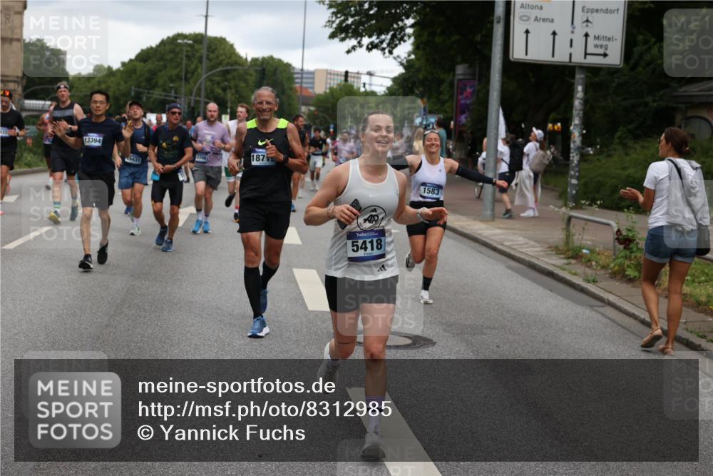 29.06.2025 - hella hamburg halbmarathon Yannick Fuchs http://msf.ph/oto/8312985 29.06.2025 10:50:40 20KM 1485, 1583, 1955, 2034, 2083, 2741, 3413, 3836, 4152, 4940, 5033, 5418, 5492, 5570, 6399, 6416, 6835, 7716, 8393, 8542, 8652, 8669, 8825, 9488, 9727, 9820, 9884, 9907, 9934, 10133, 10212, 11083, 11212, 11612, 12014, 12348, 12440, 12523, 12590, 12712, 13394, 13666, 13750, 14139, 14408, 14588, 14678, 15097, 15407, 15431, 15695, 15712, 16113, 16121, 16257, 16261, 16470, 16634, 16679, 17268, 17617, 18208, 18652, 18719, 18899, 19091, 19184 meine-sportfotos.de