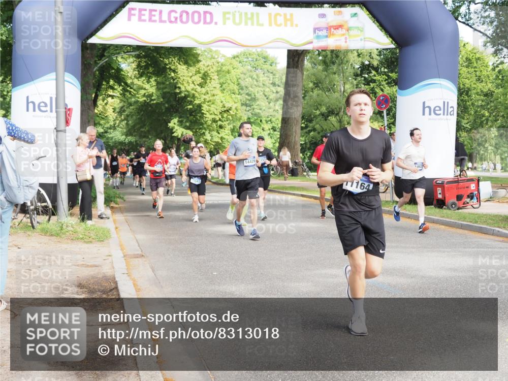 29.06.2025 - hella hamburg halbmarathon MichiJ http://msf.ph/oto/8313018 29.06.2025 11:32:26 Zwischen KM18-KM19 1961, 2254, 2450, 3401, 4202, 4296, 4523, 4659, 6463, 7293, 8203, 8967, 9350, 10512, 11164, 11468, 12152, 12981, 14426, 15543, 17288, 17514, 18157, 18580, 18898 meine-sportfotos.de