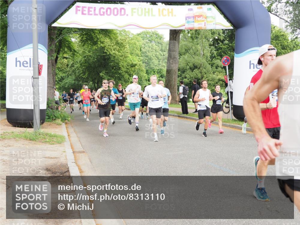 29.06.2025 - hella hamburg halbmarathon MichiJ http://msf.ph/oto/8313110 29.06.2025 10:36:22 Zwischen KM18-KM19 1163, 1176, 1914, 2260, 5421, 6377, 6389, 6923, 8889, 11779, xxx, 14383, 14511, 15590, 16094, 16269, 17905, 18251, 18815, 18974 meine-sportfotos.de